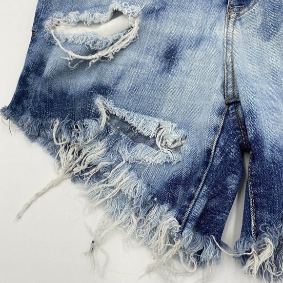 Aeropostale Sz 4 Bayla Distressed Bleached Cut Off - Picture 4 of 8